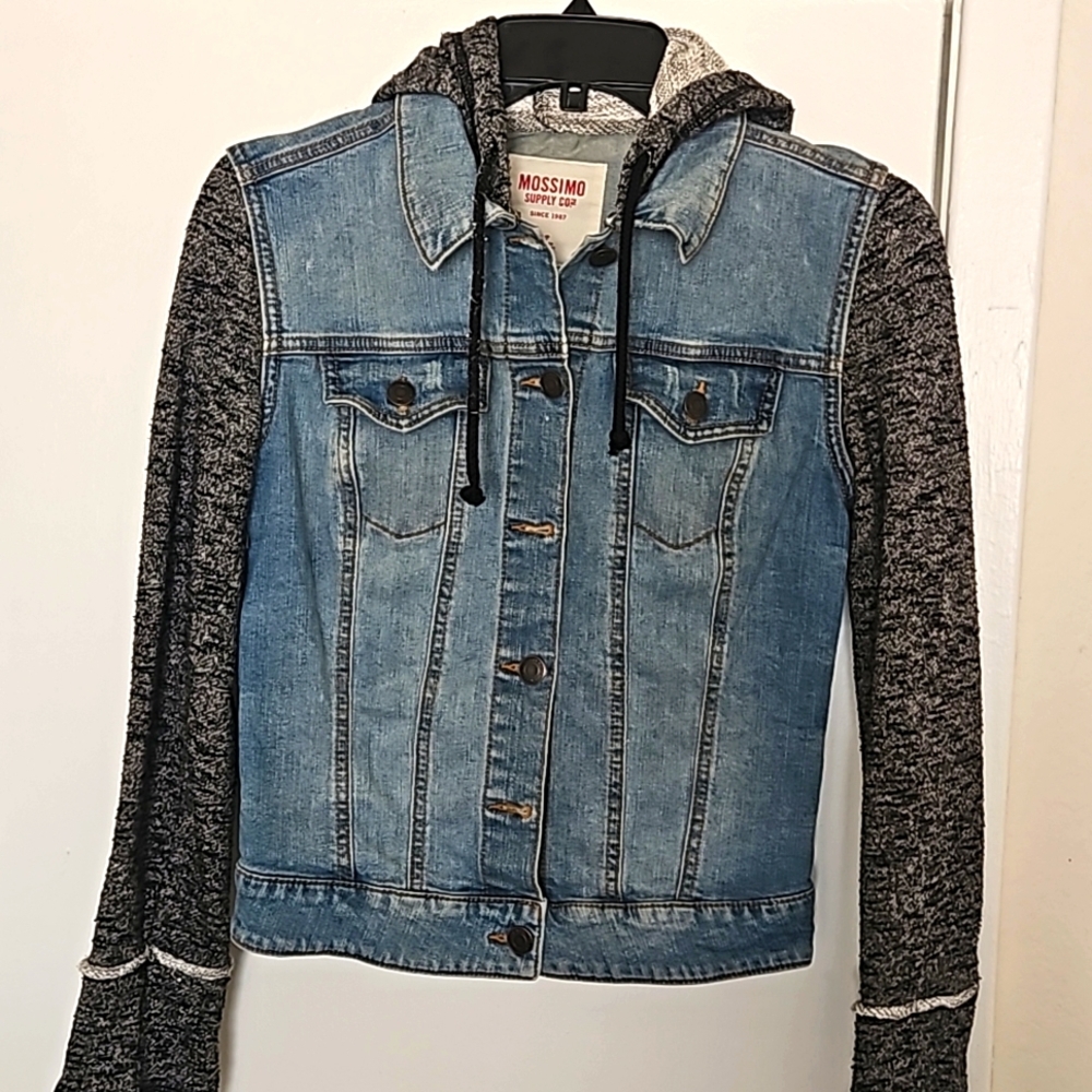 Massimo Ladies Denim Jacket - Excellent Condition (Size SP)